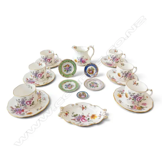 ROYAL CROWN DERBY 6 PLACE PART TEA SERVICE w. 4 limoge plates