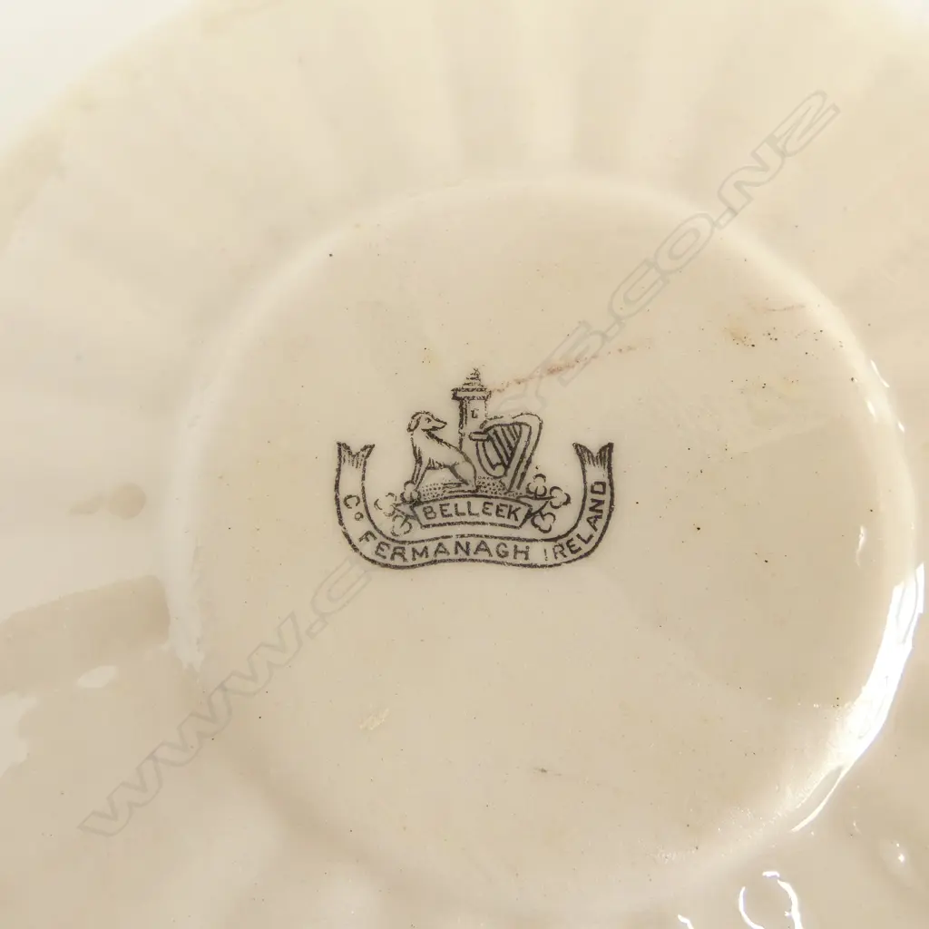 BELLEEK SEASHELL TRIO Image 1++