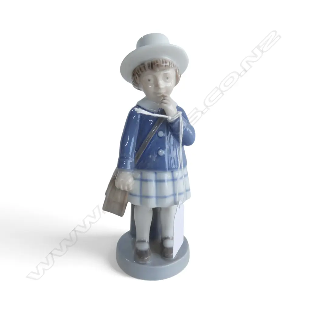 ROYAL COPENHAGEN FIGURINE, #4531 SCHOOL GIRL H.175mm Image 1++