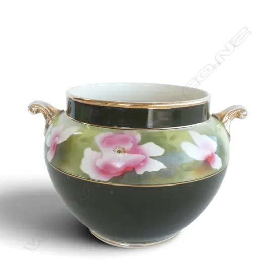 EDWARDIAN BURSLEM CHINA JARDENEER GREEN FLORAL PAT H200MM
