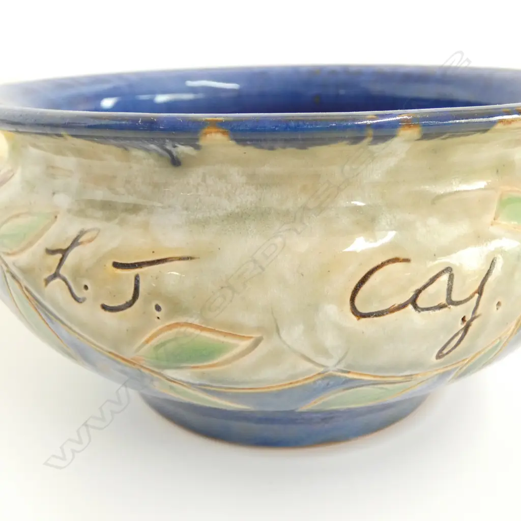 2 ROYAL DOULTON BOWLS W.220mm Image 1++