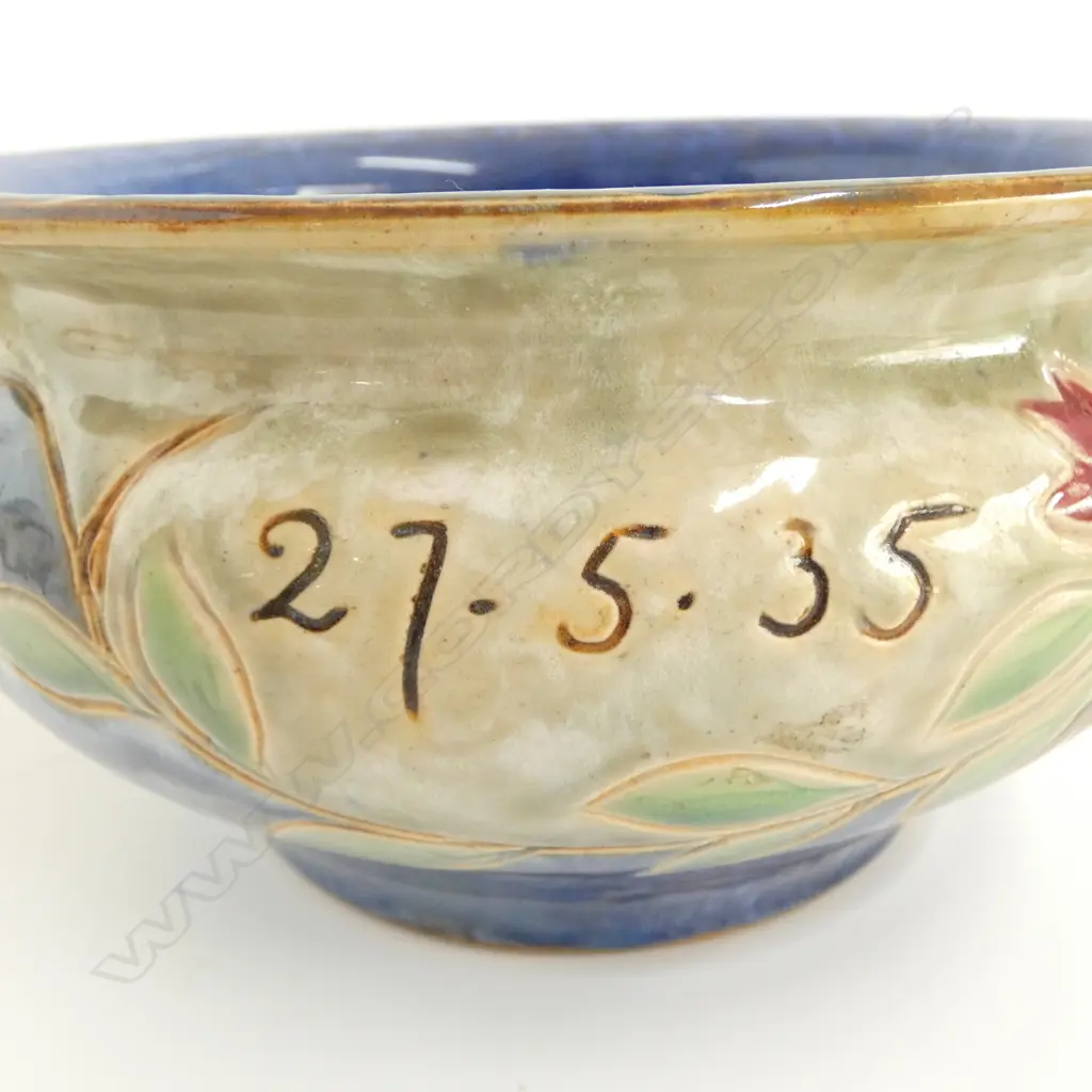 2 ROYAL DOULTON BOWLS W.220mm Image 1++