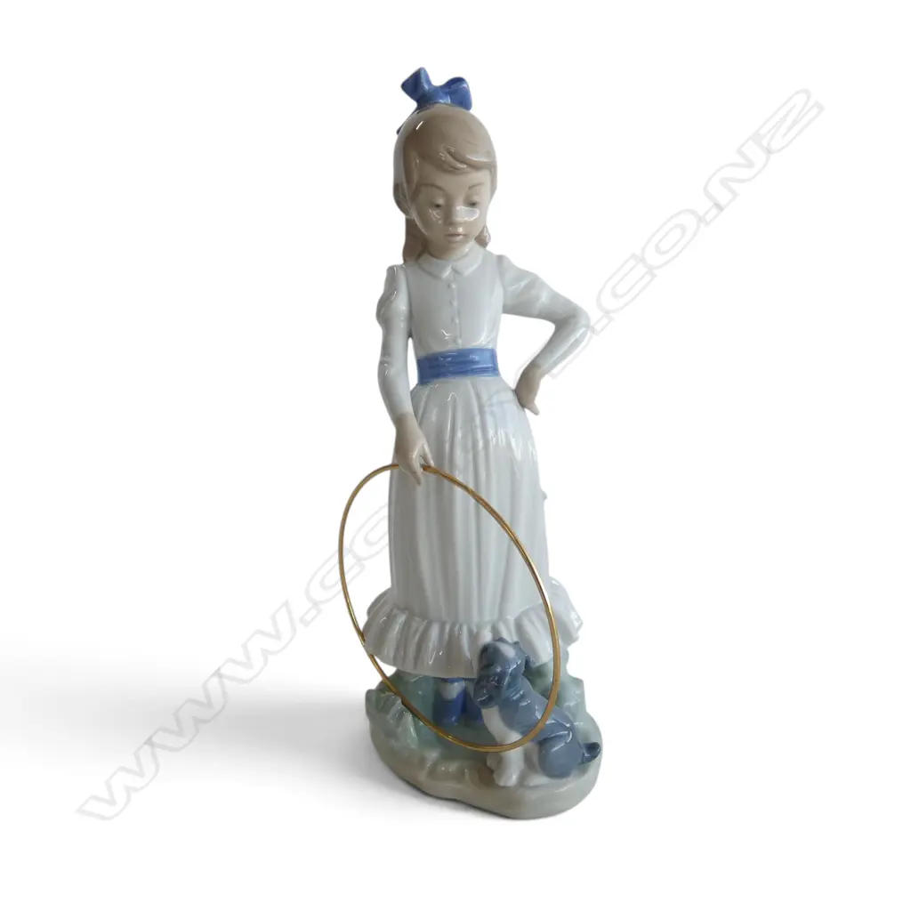 REX PORCLAIN FIGURE GIRL WITH HOOP & PUPPY H250MM Image 1++
