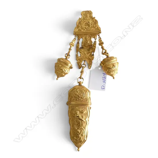 GILT METAL PUTTI CHATELAINE L.200mm