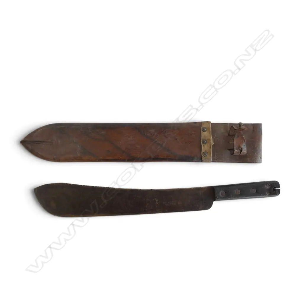 WWII ISSUE MACHETE in leather sheath, L.530mm Image 1++
