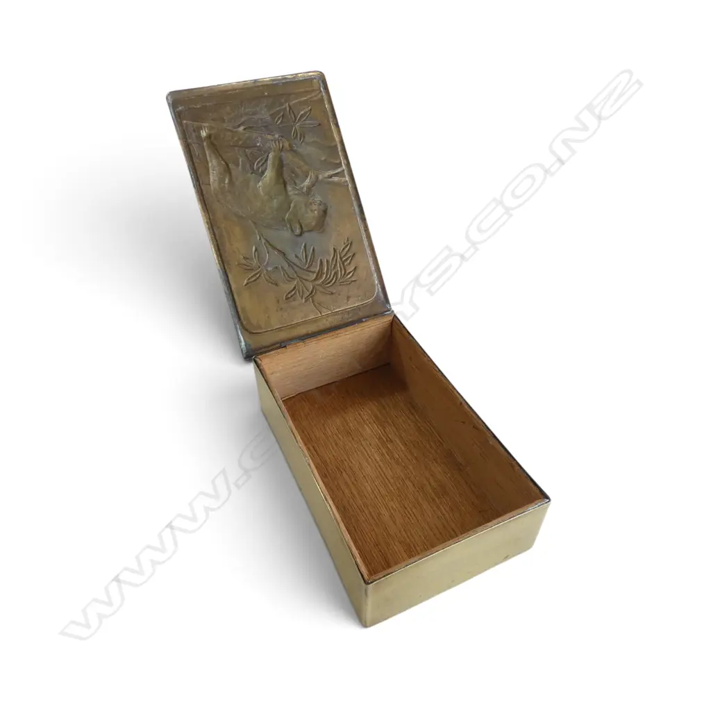 VINTAGE BRASS 'KOALA' BOX, cedarwood lined, 85x140x35mm Image 1++
