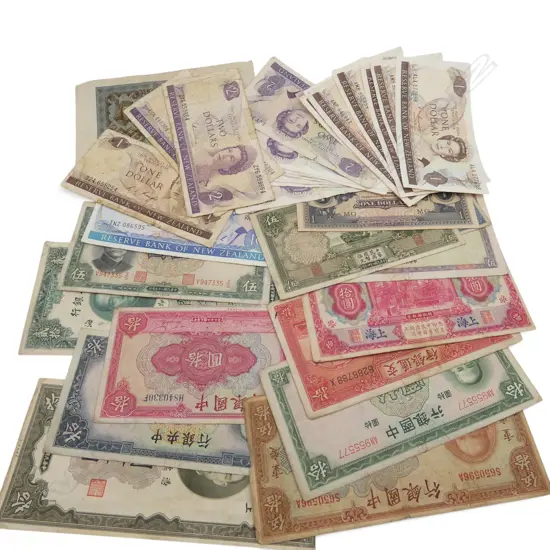 COLLECTION BANK OF CHINA + NZ & WORLD OLD BANKNOTES: 20 Customs Gold Units Shanghai 1930....