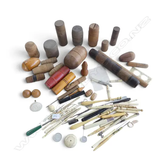 ASST. VINTAGE SEWING ITEMS; STILETTOS, WOODEN CASES ETC