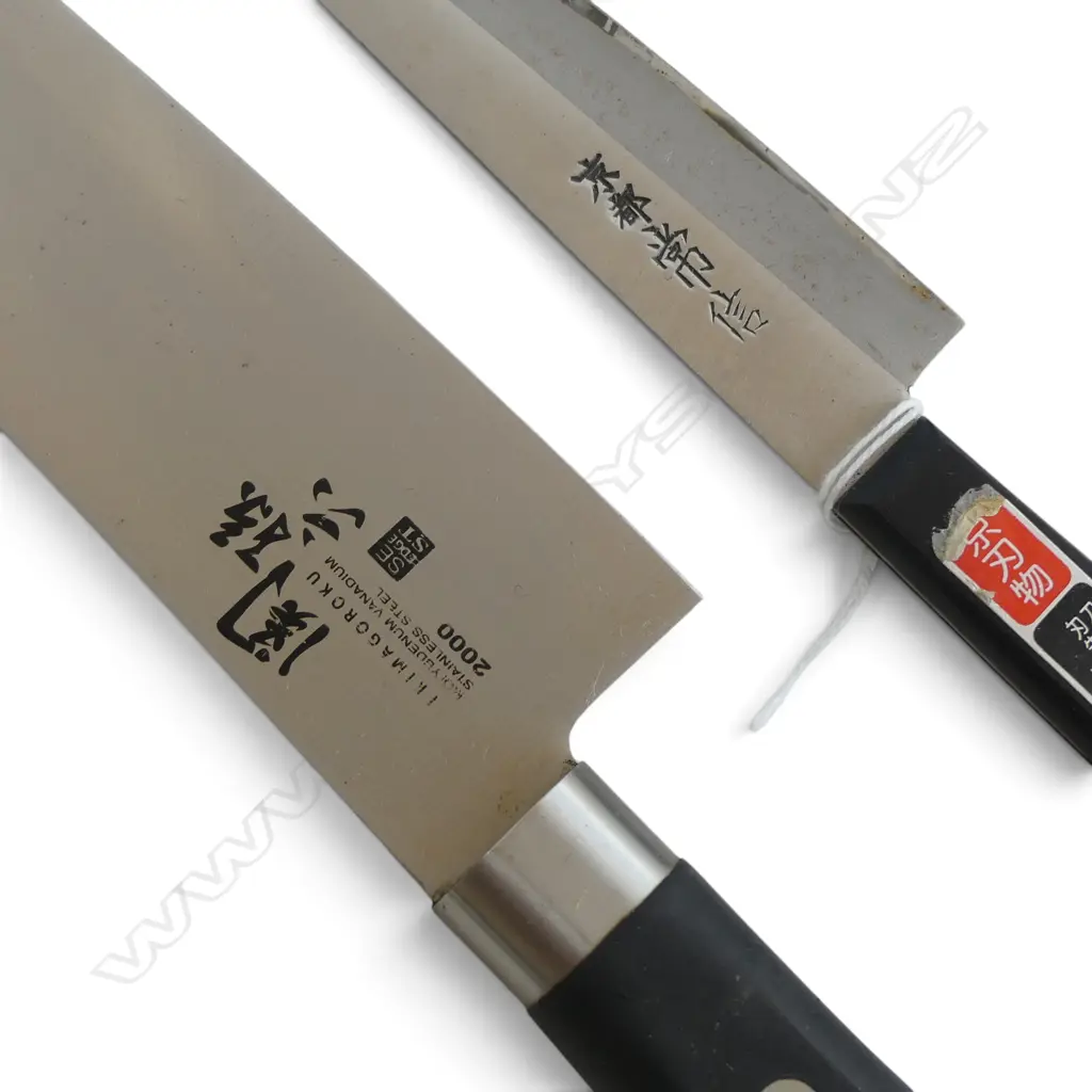 2 JAPANESE CHEF KNIVES L.270, 220mm Image 1++