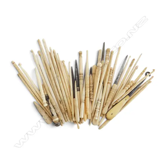LG COLLECTION OF ANTIQUE BONE SEWING HOOKS 