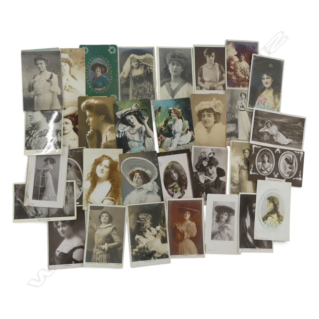 39 ANTIQUE GLAMOUR BEAUTY POSTCARDS MISS ZENA DARE ETC  Image 1++
