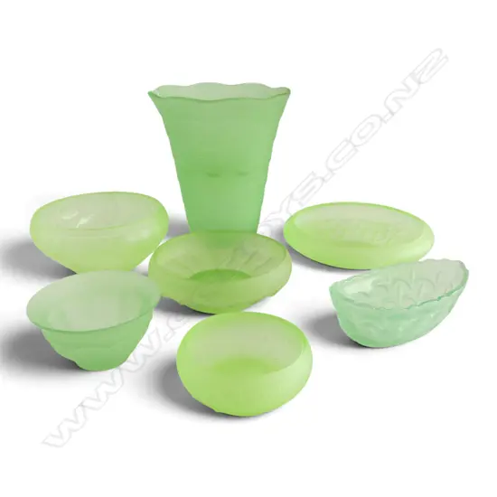 7 PCS; 3 URANIUM GLASS BOWLS + 4 PCS GREEN DEPRESSION GLASS INCLDS LRG VASE w flower frog, H.230mm