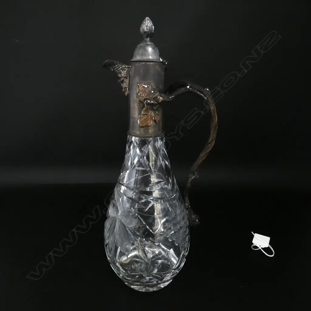 EP & CRYSTAL CLARET JUG H.320mm frits to base Image 1++