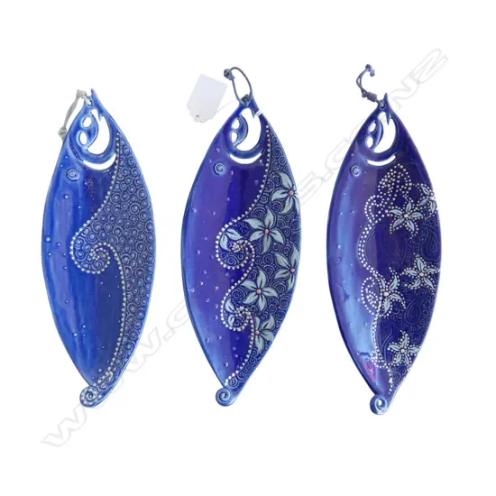 3 KEUM SUN LEE BLUE CERAMIC DISHES, L.235mm