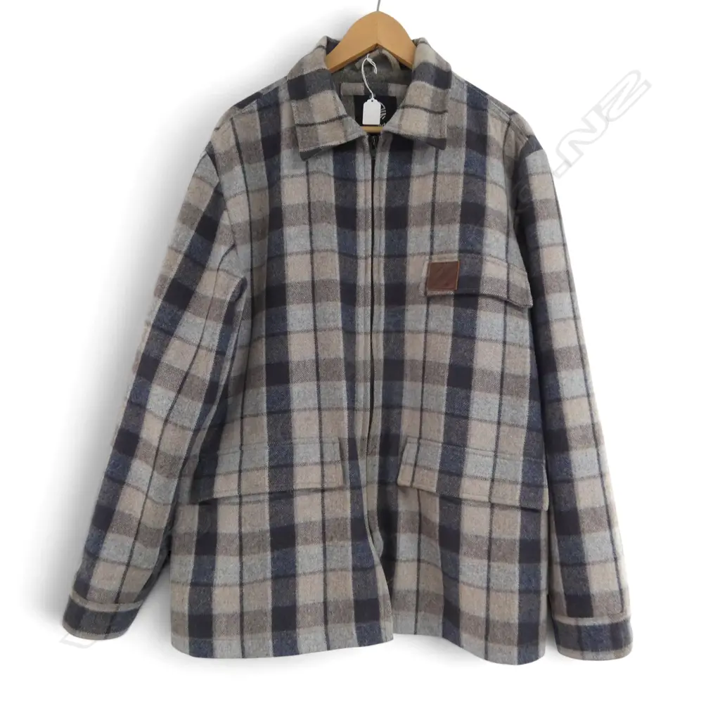SWANNDRI WOOL JACKET, SIZE L Image 1++