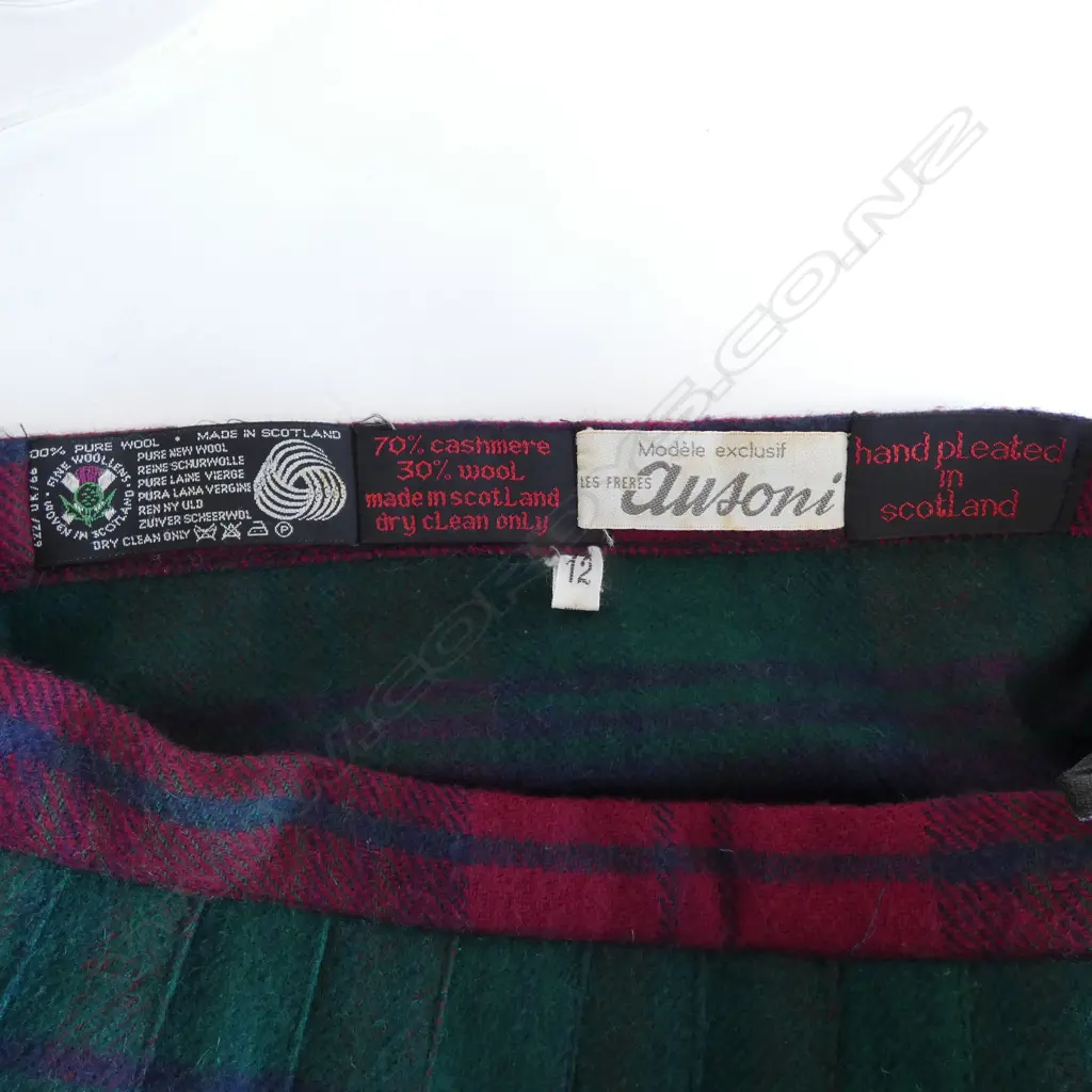 SCOTTISH KILT SKIRT; 70% CASHMERE, 30% WOOL SIZE 12 (MODERN 8) Image 1++
