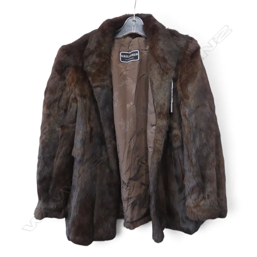 'DOUGLAS ELLIS Auckland New Zealand' dark rabbit FUR JACKET  Image 1++