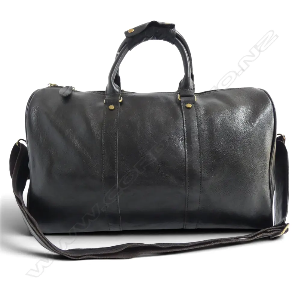 BLACK LEATHER DUFFLE BAG Image 1++