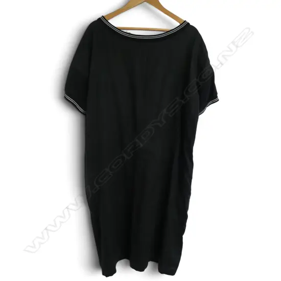 ZAMBESI FAME DRESS IN JET LINEN SIZE M