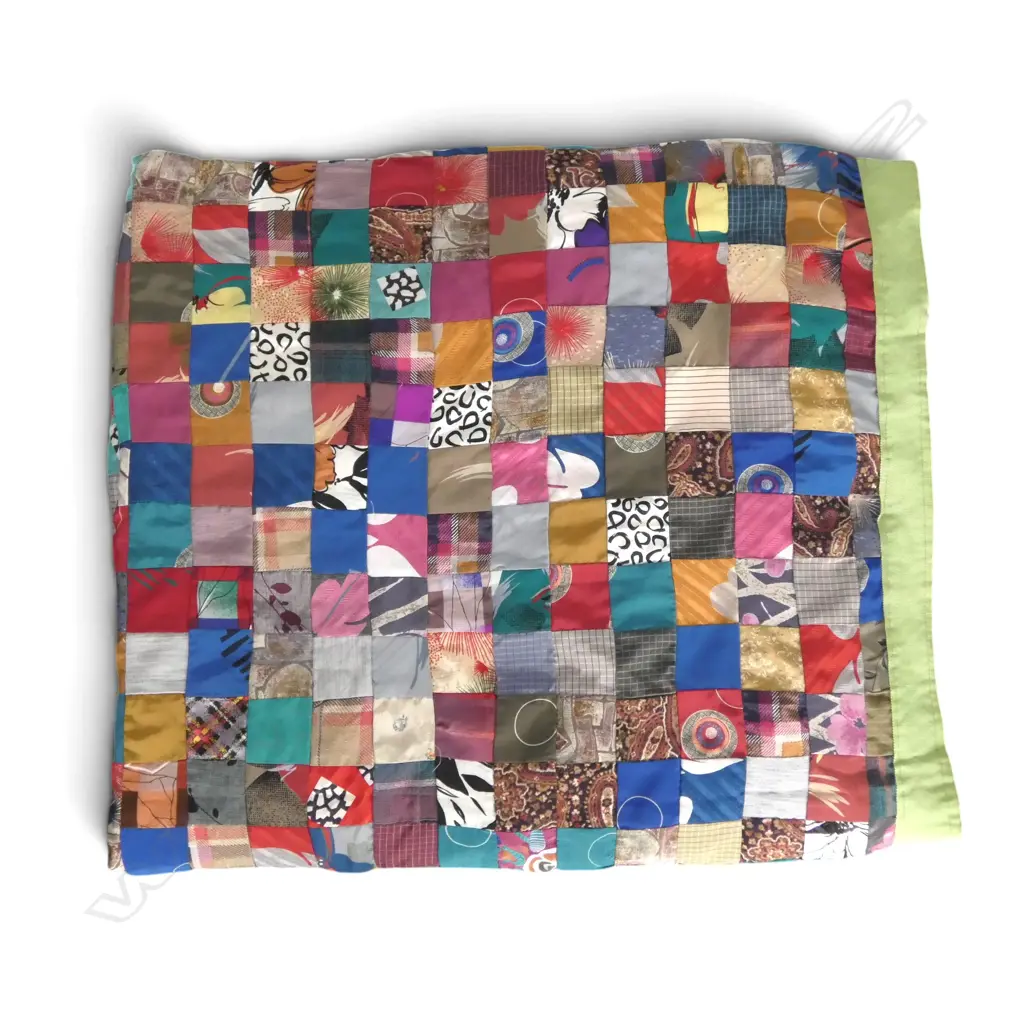 PATCH WORK QUILT - SOME MARKS TO LINING Image 1++