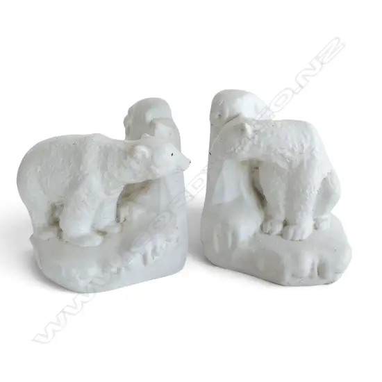 PR DECO PLASTER POLAR BEAR BOOKENDS H140MM