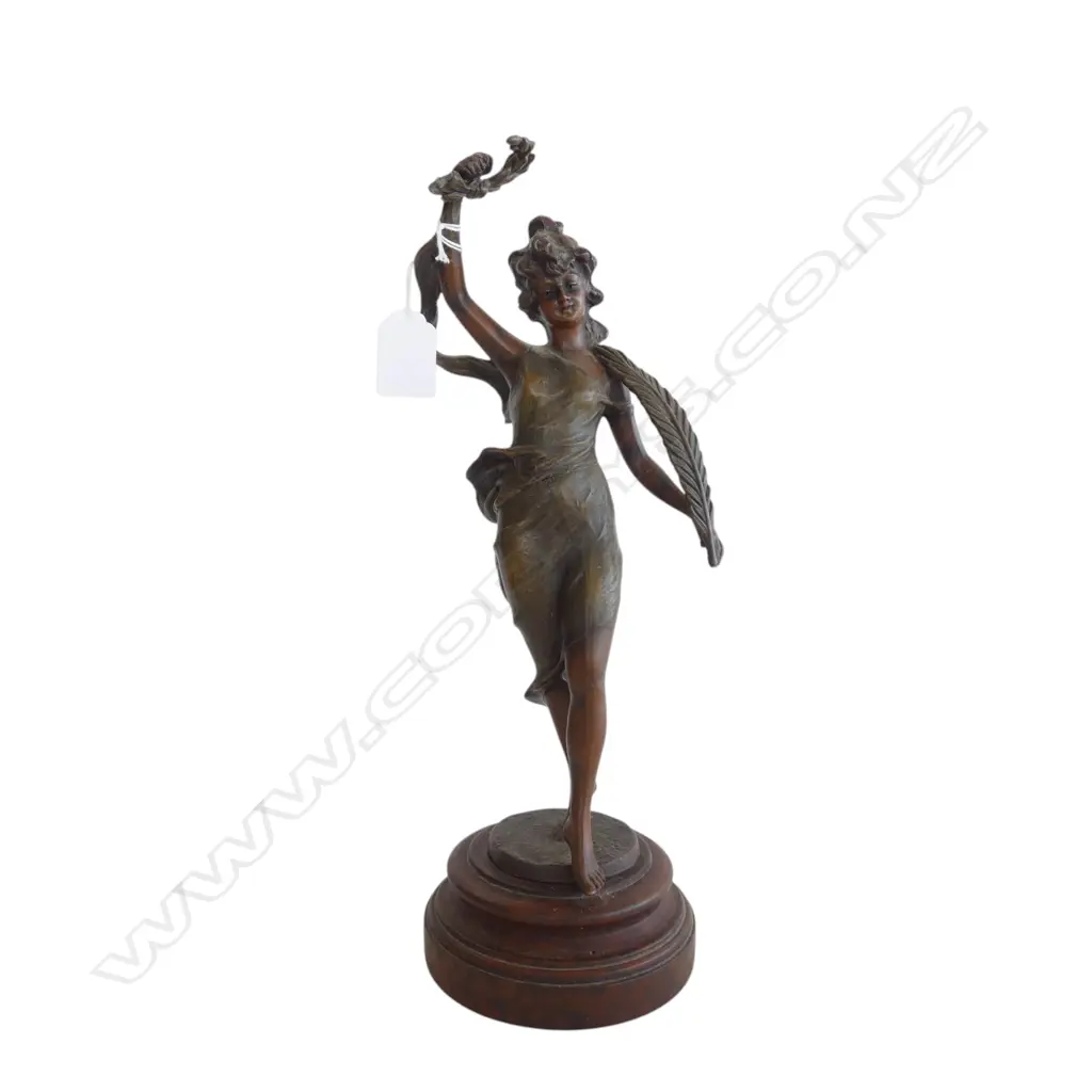 VINTAGE BRONZED ART NOUVEAU FIGURINE ON WOOD BASE H335MM Image 1++