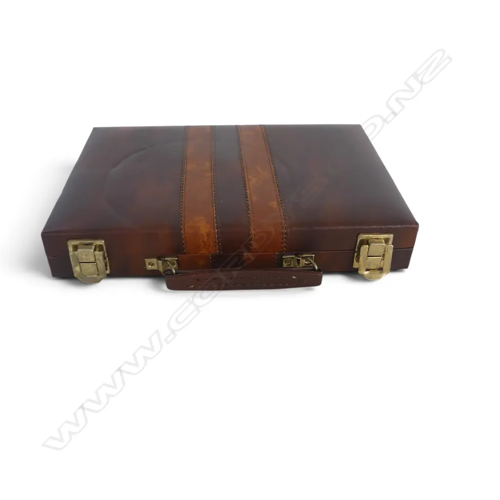 VINTAGE BACKGAMMON SET COMPLETE IN CASE, L.380MM W.280MM Image 1++
