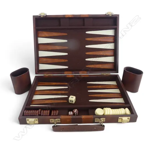 VINTAGE BACKGAMMON SET COMPLETE IN CASE, L.380MM W.280MM