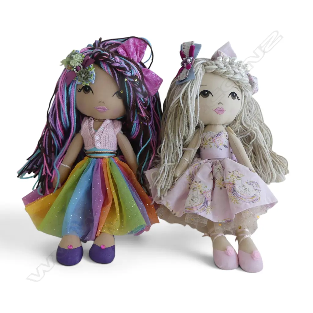 TWO NZ MADE SOFT DOLLS, H.380mm, new Image 1++