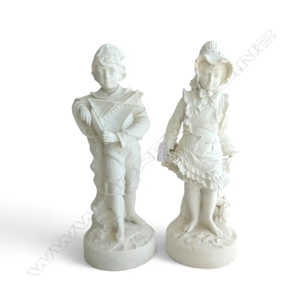 PR ANTIQUE PARIAN CHINA FIGURES CHILDREN AT SEASIDE H390MM Image 1++