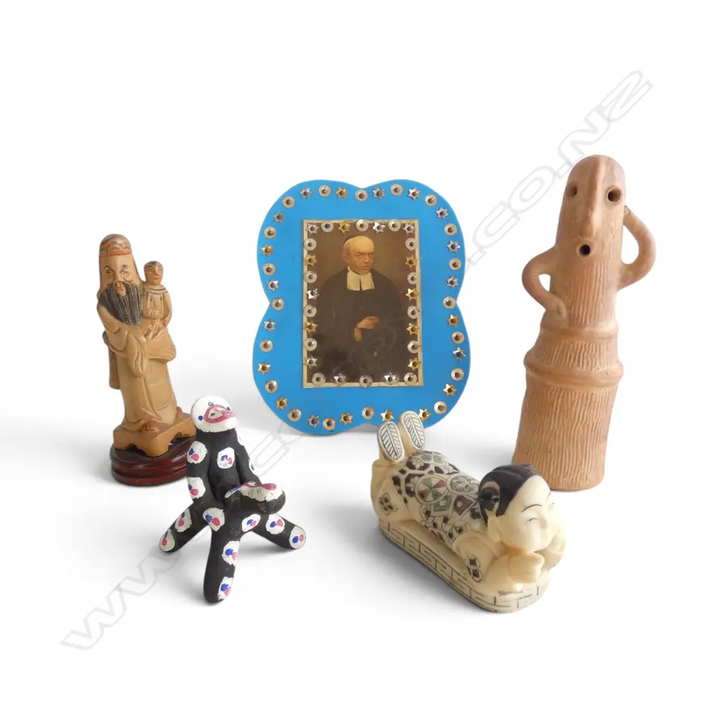 4 JAPANESE FIGURINES & PICTURE Image 1++