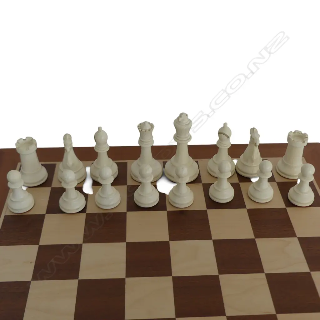 LARGE 32 PC VINTAGE CHESS SET IN BOX, WITH WOODEN BOARD, L.480MM Image 1++