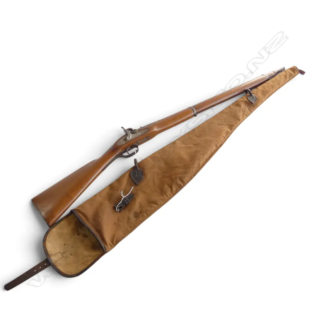 19thC BLACK POWDER HAMMER GUN w. RAM ROD. RESTORED MAHOGANY WOODWORK AND LOCKPLATE ENGRAVED 5/63. IN BAG. L.1210mm Image 1++