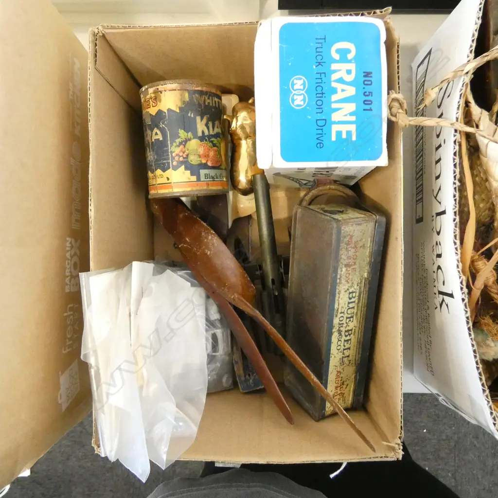 ASST. VINTAGE COLLECTABLES, TOYS etc Image 1++