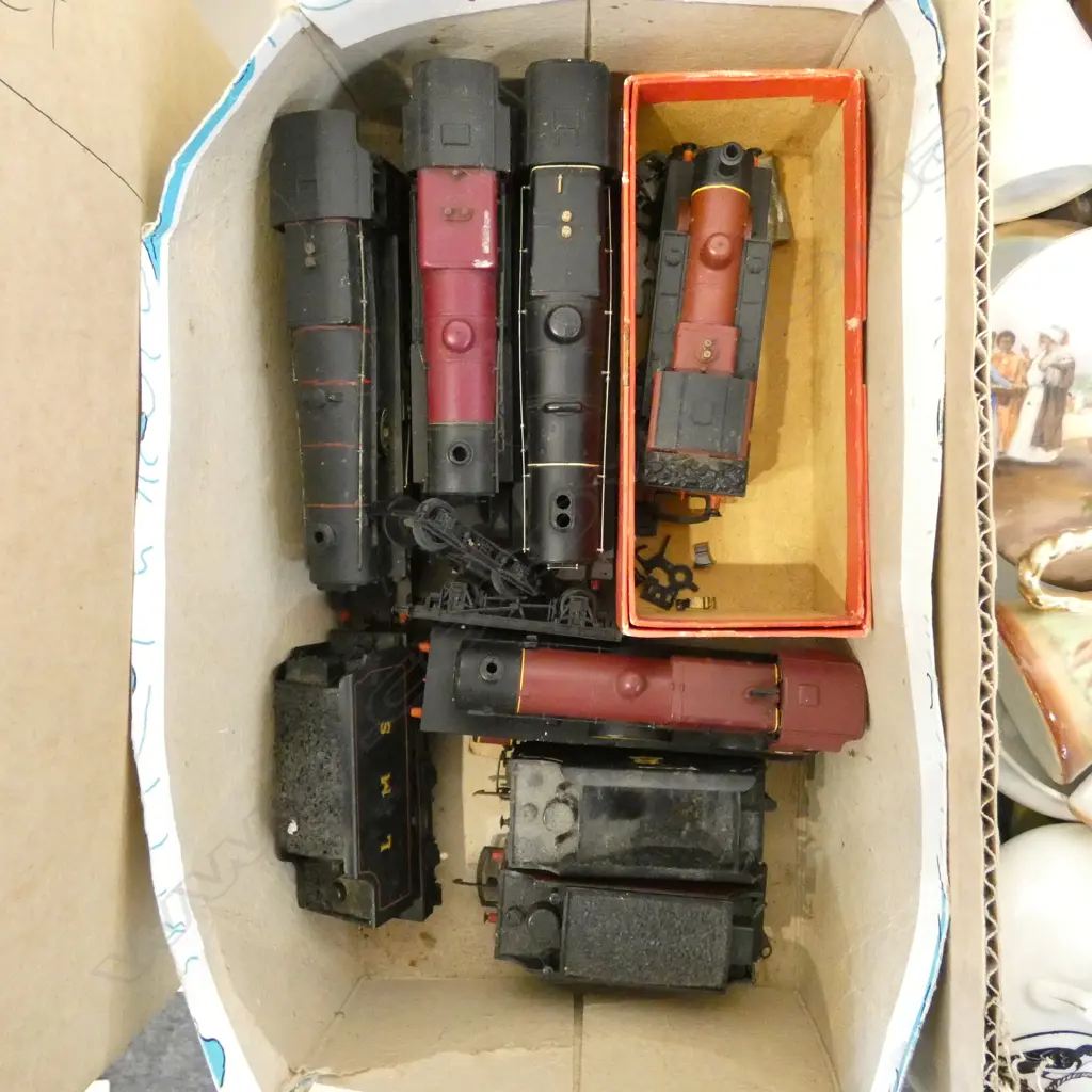 MODEL TRAIN ENGINES & TENDERS (FAULTS) Image 1++