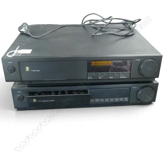 ACOUSTIC RESEARCH T-04 TUNER & A-07 INTEGRATED AMPLIFIER W.430mm