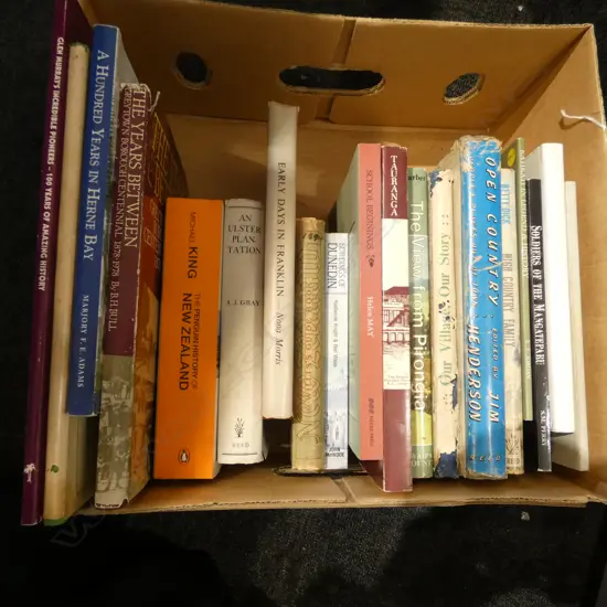 ASST. BOOKS REGIONAL NZ HISTORIES
