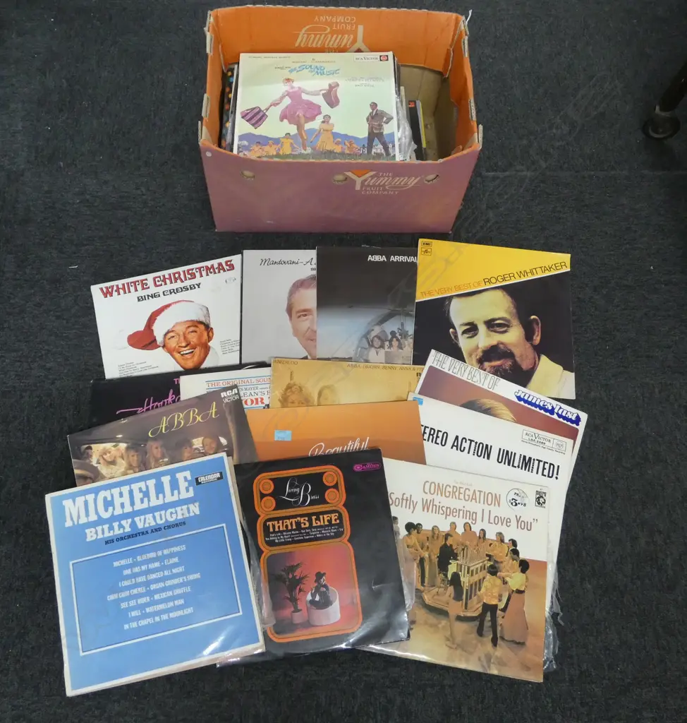 BOX OF ASST. LPs  Image 1++