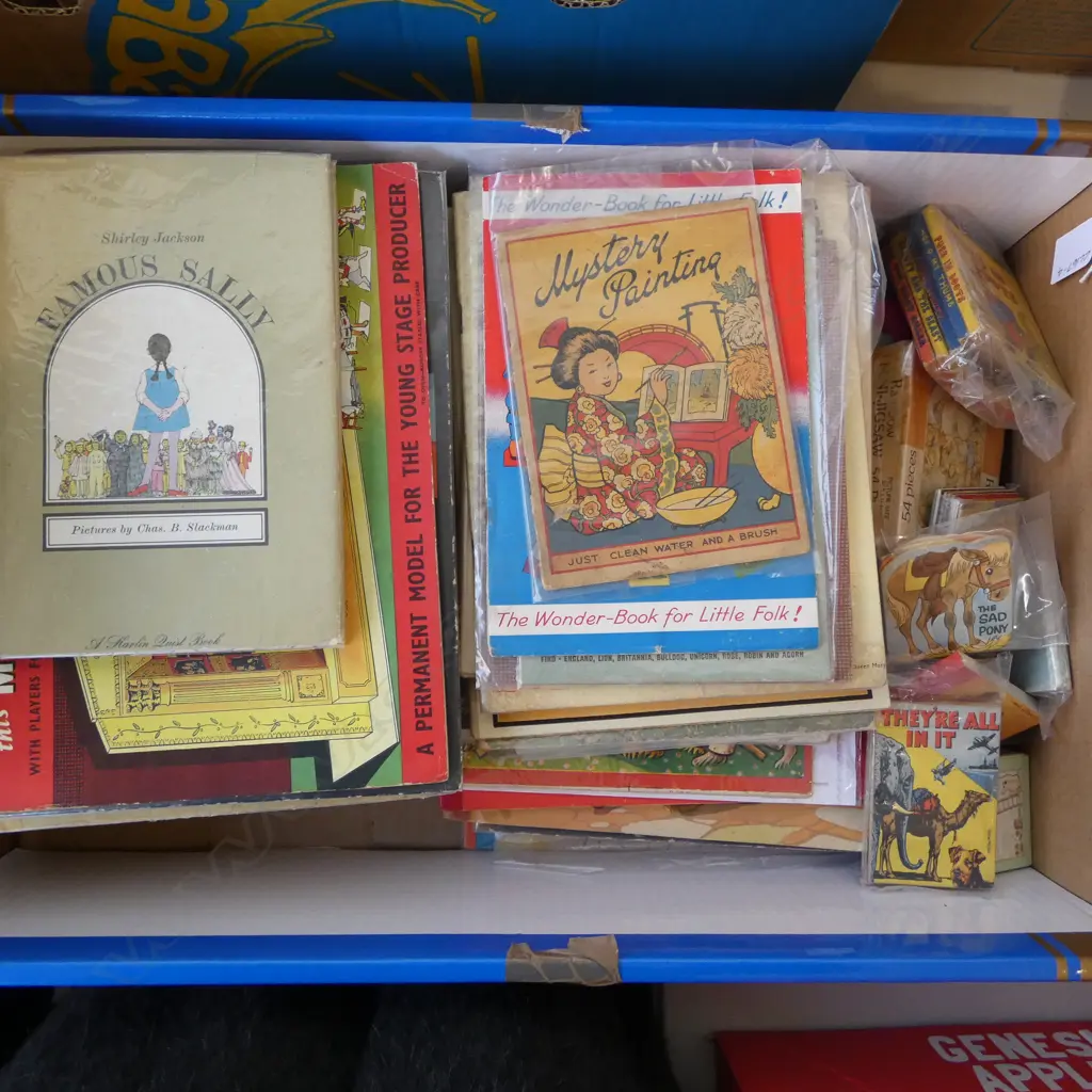 ASST. VINTAGE CHILDREN'S BOOKS INCLDS MINIATURE BOOKS Image 1++