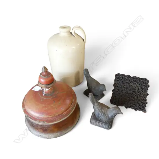 5 PCES; CROCK H.290mm, LIDDED WOODEN CONTAINER, 2 CAST IRON BIRDS, PRINTING BLOCK