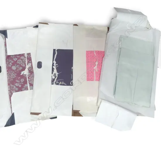 4 SILK OR WOOL KIMONO IN WRAPPERS