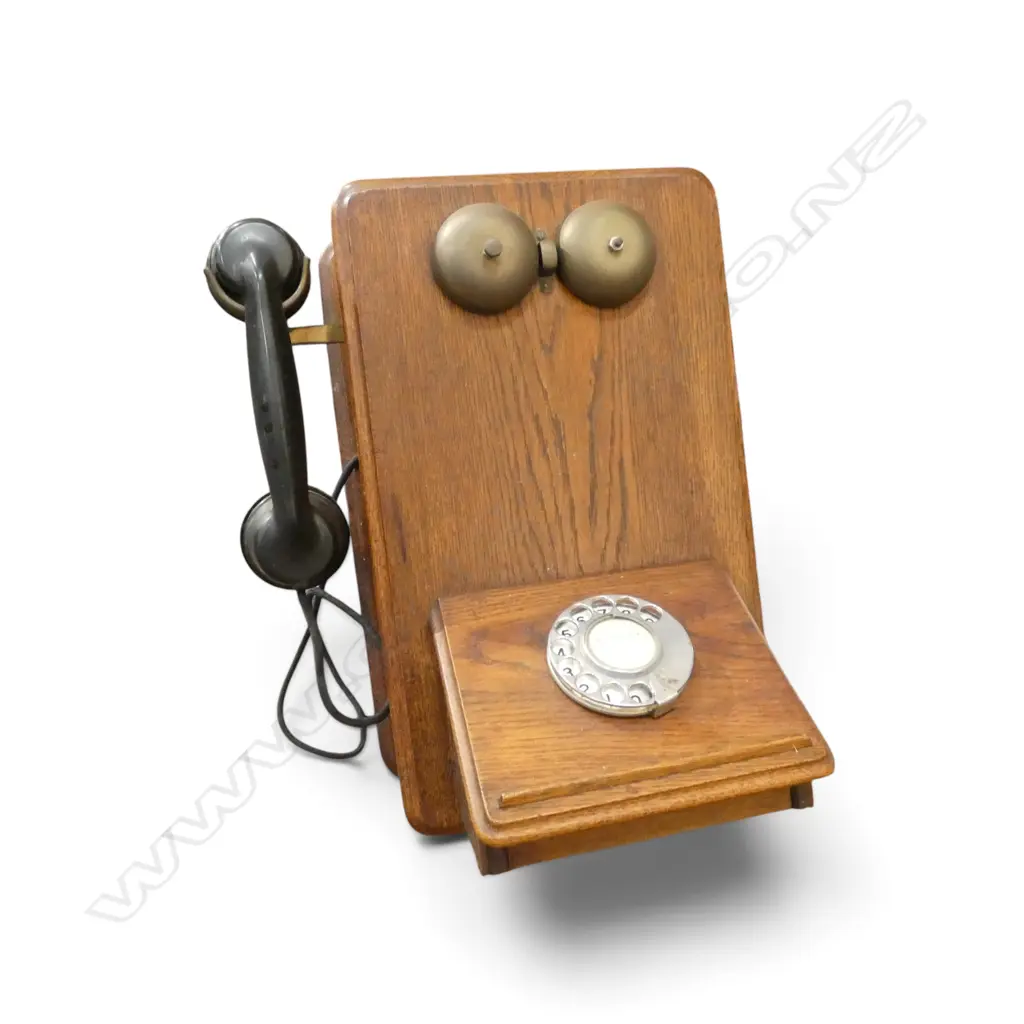 ANTIQUE OAK WALL PHONE H.400mm Image 1++