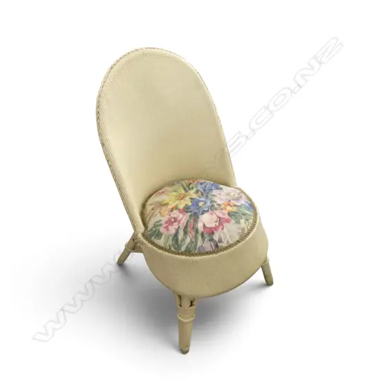 BEDROOM CHAIR