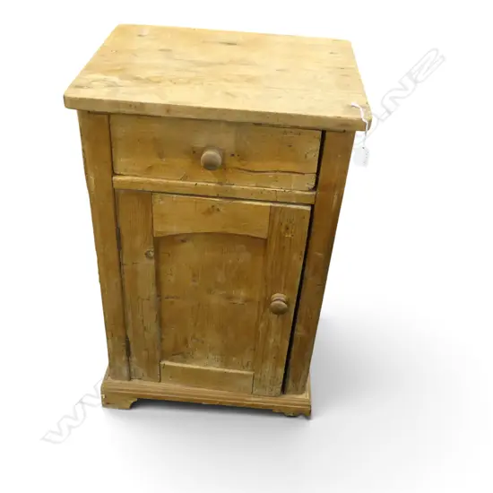 ANTIQUE PINE BEDSIDE CABINET 500x400x800mm
