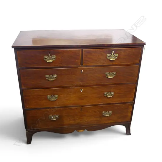 GEORGIAN MAHOGANY CHEST OF DRAWERS 1110x550x1030mm