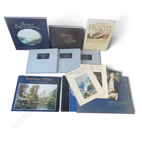 8 BOOKS & 3 PAMPHLETS; GLIMPSES OF NZ, IMAGES OF EARLY NZ, JONATHAN WHITES NZ, CAPTAIN COOKS ARTISTS IN THE PACIFIC, ETC