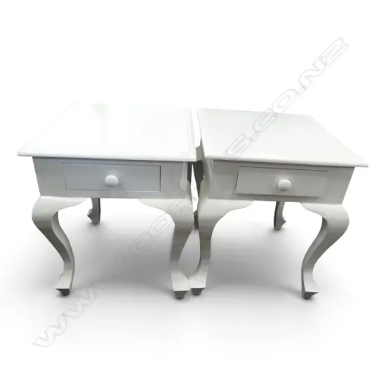 PR WHITE PAINTED BEDSIDE TABLES 500x500x590mm