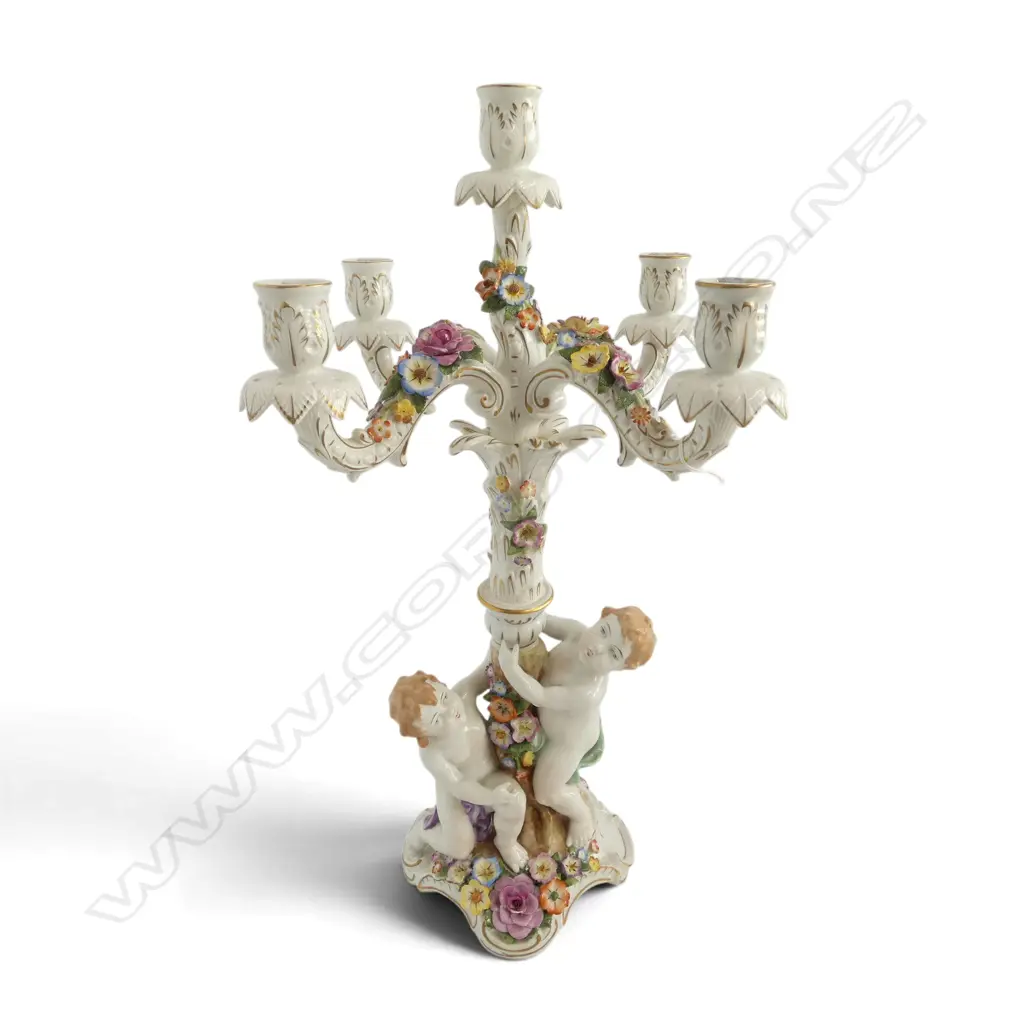 DRESDON CHINA PUTTI 5 BRANCH TABLE CENTER PIECE CANDELABRA H580 DIA380MM Image 1++