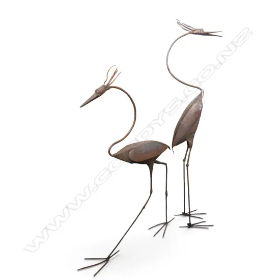 2 GARDEN BIRD SCULPTURES H.1380mm