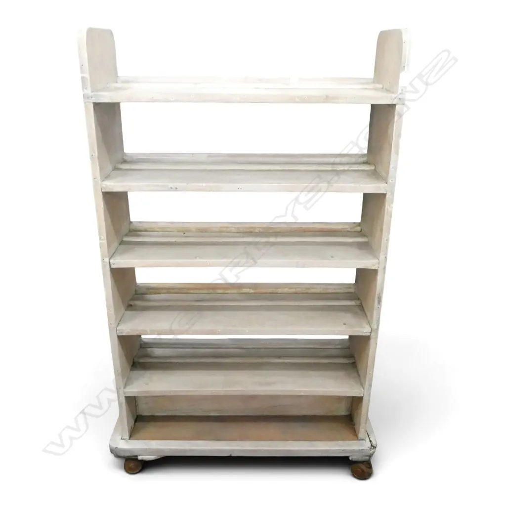 PINE SHELVES ON CASTORS 900x330x1400mm ONE CASTOR AF / ALL w. RUST Image 1++